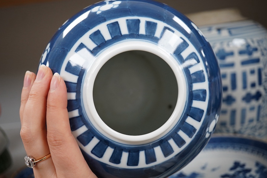 An 18th century Chinese export blue and white plate, together with two other dishes and two ginger jars. Condition - varies